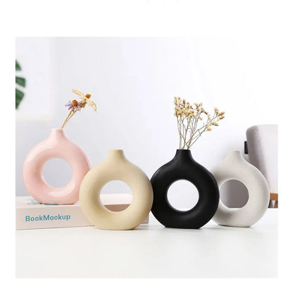 Nordic Round Hollow Ceramic Vase